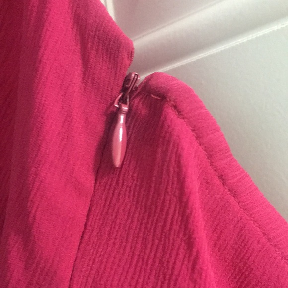 Kenneth Cole halter top 💯 % silk - Picture 5 of 6